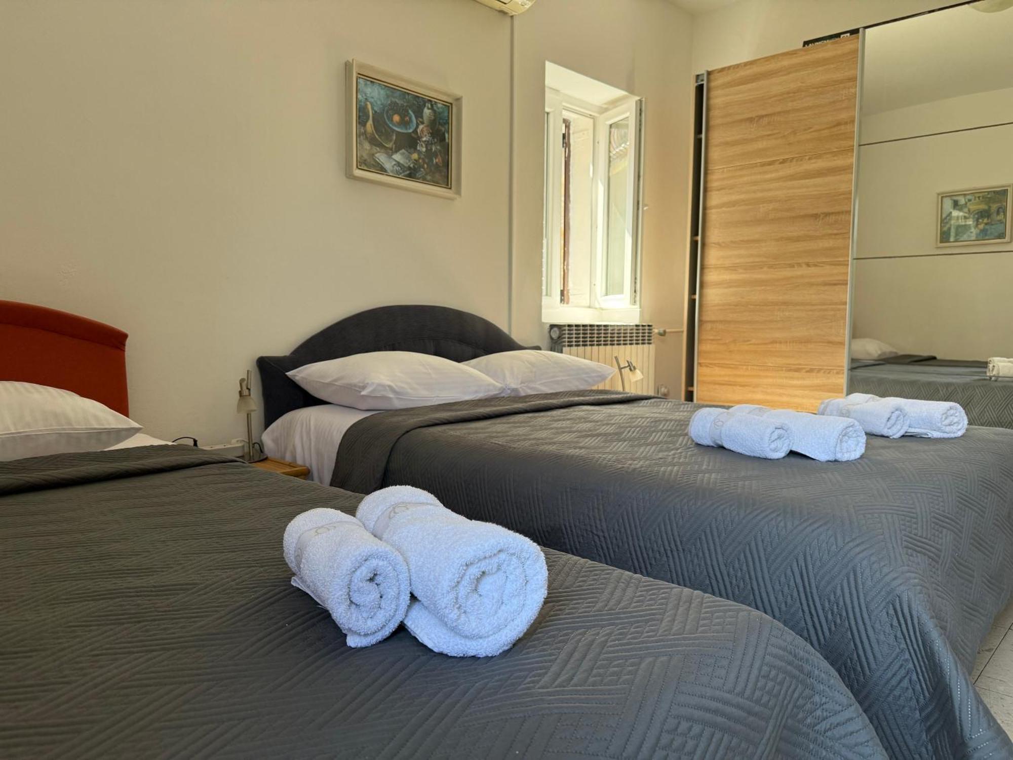 Apartments Aleksic Old Town Будва Екстериор снимка